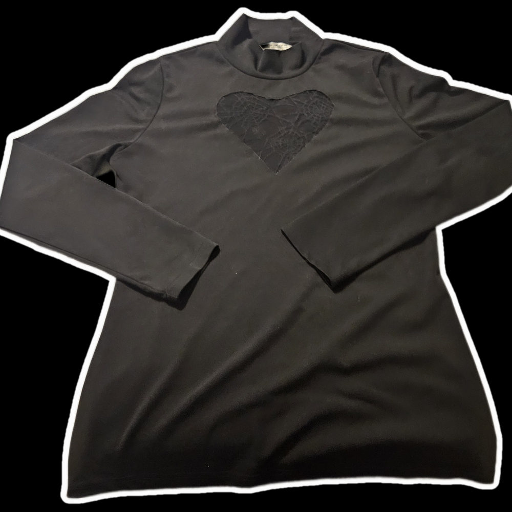 Chic Black Cut Out Heart Detail Women's Blouse